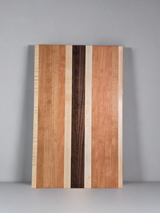 Large Cutting Board (Light Blend)